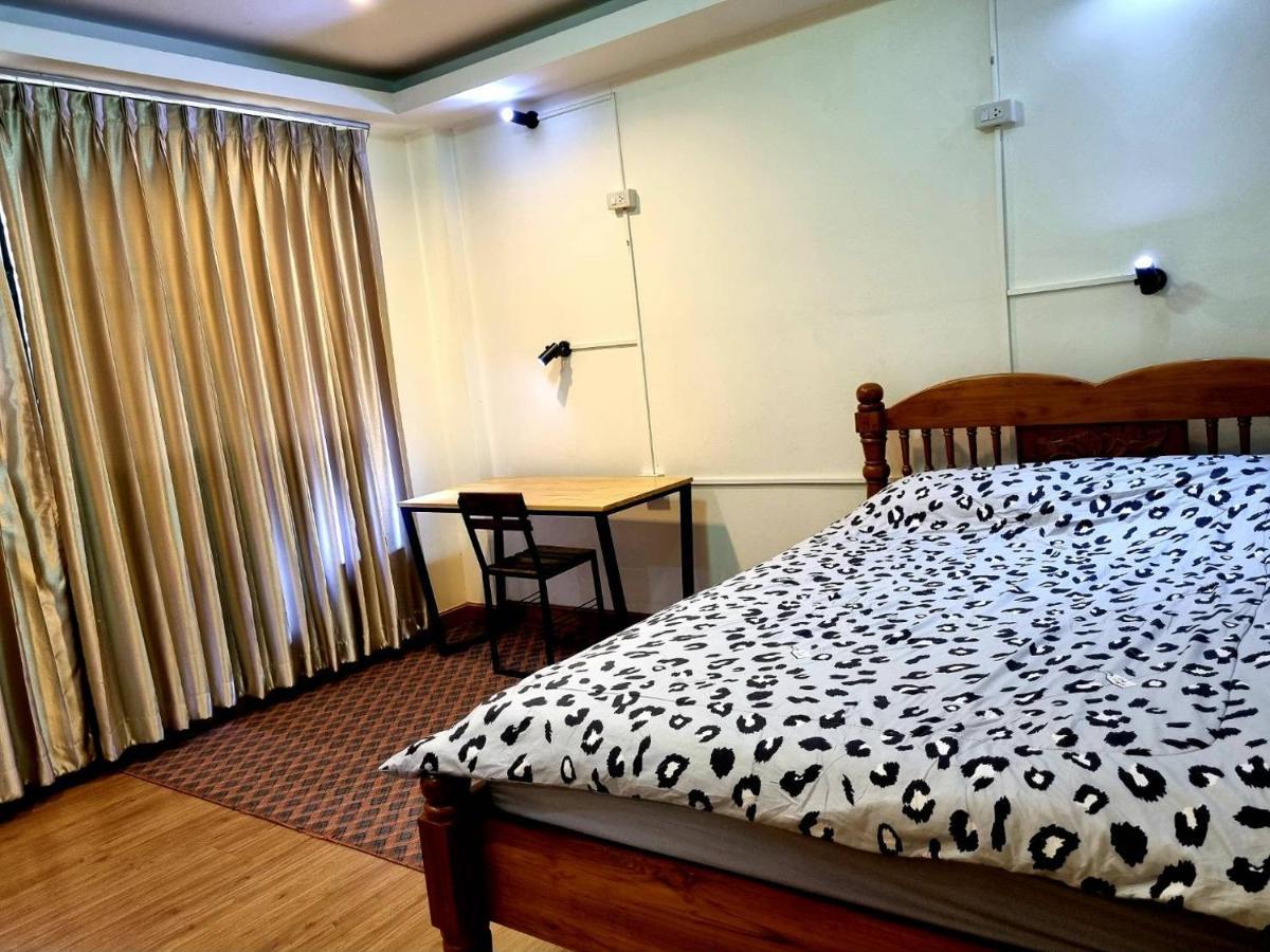 T2B Hostel Chiang Mai Extérieur photo